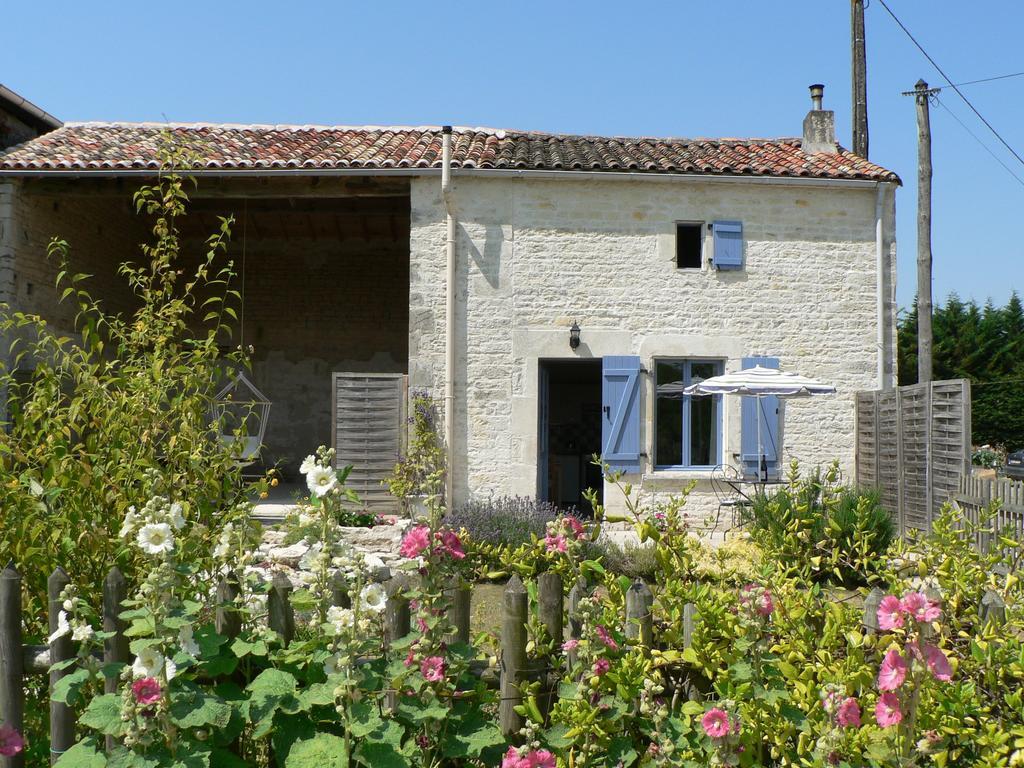 La Petite Maison Crezieres Kamer foto